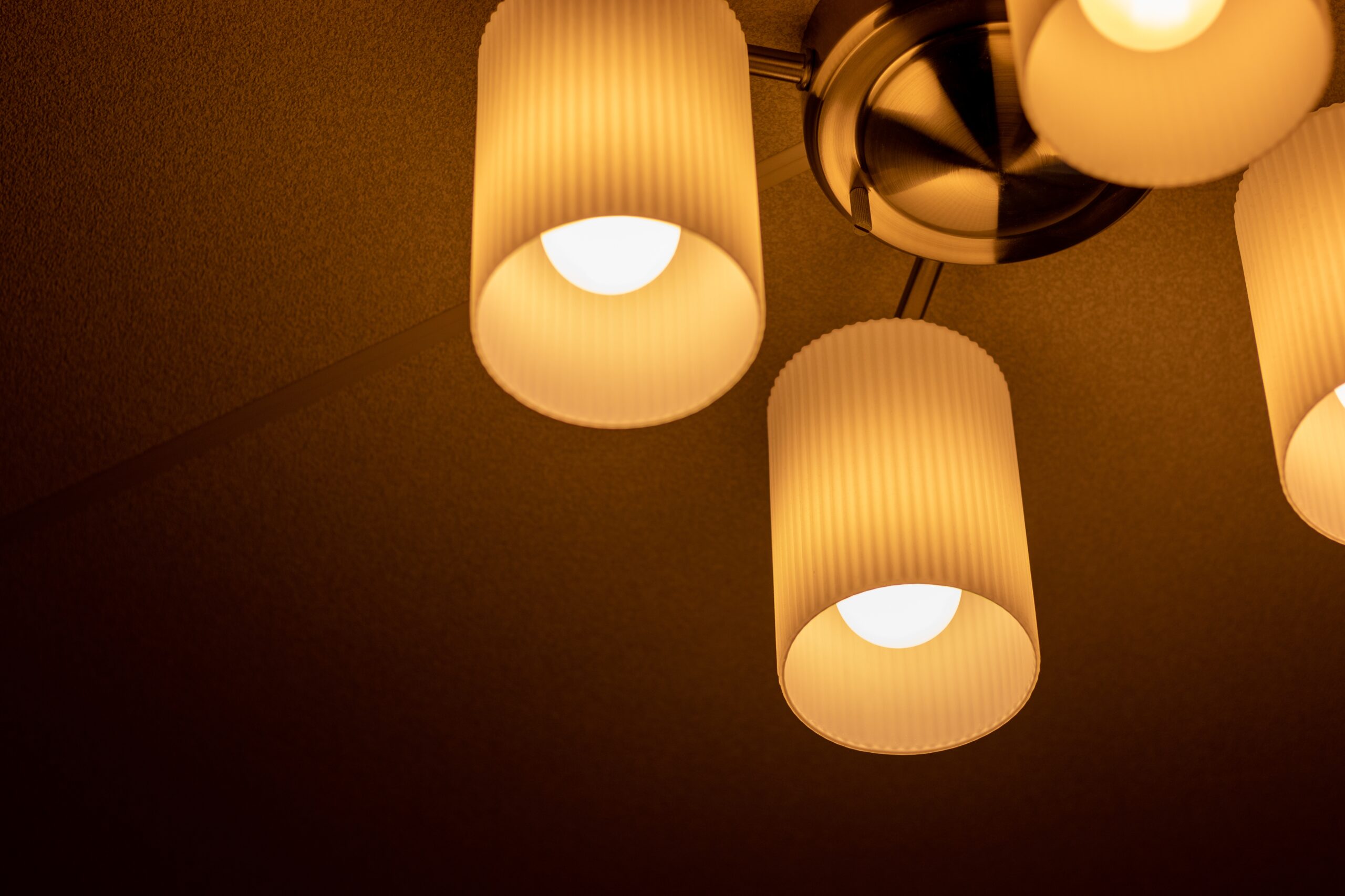 Orange,Lighting,Mounted,On,The,Ceiling