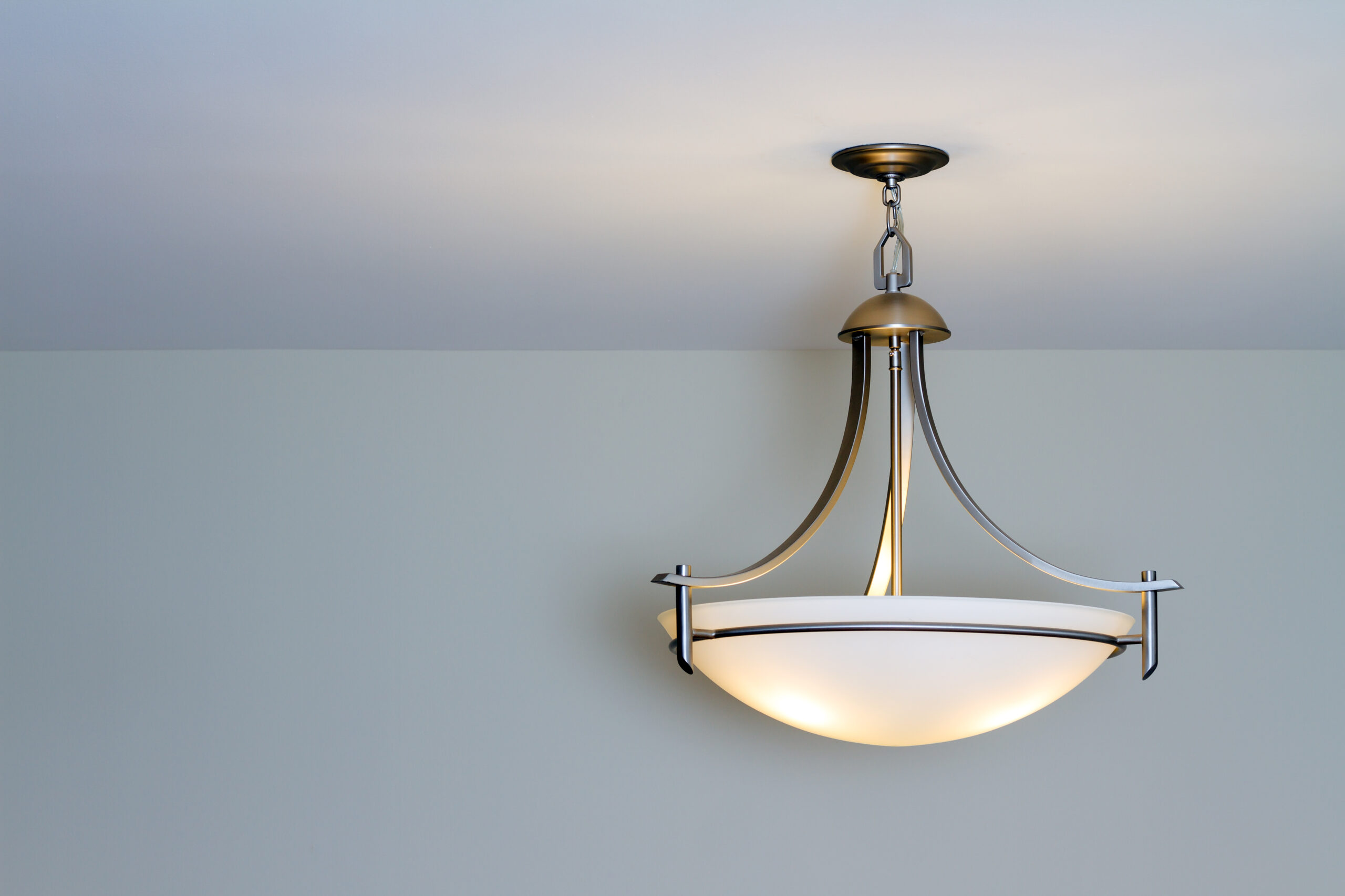 Modern,Ceiling,Lamp,In,A,New,Home